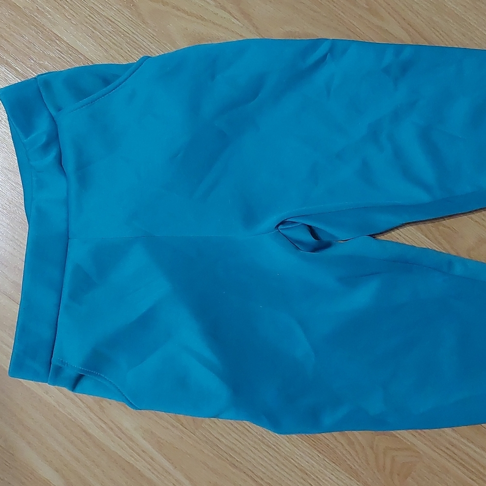 Turquoise trousers - Picture 2 of 7